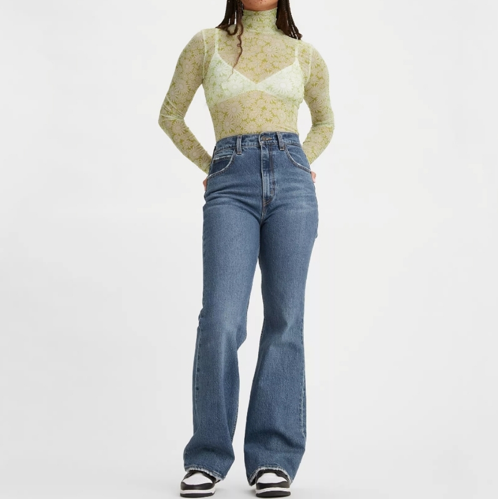 Levi's High Rise 90s Flare Jeans - image 1